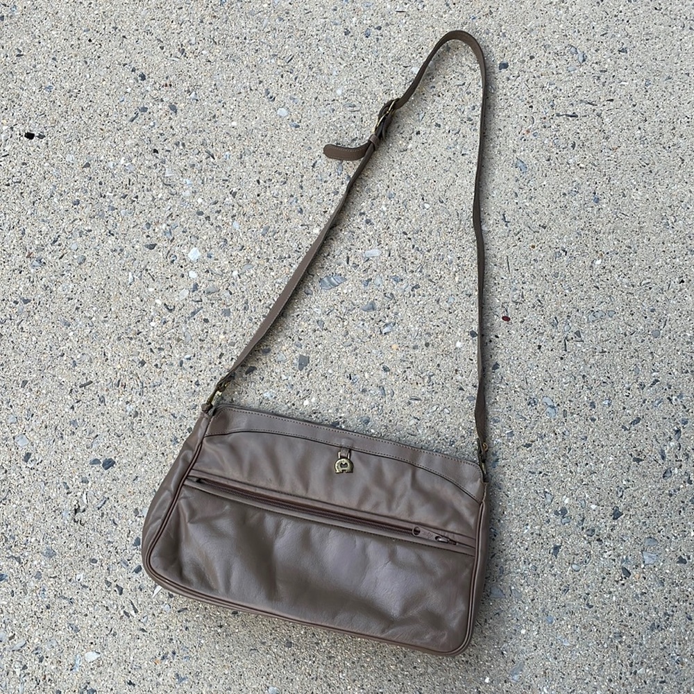 Vintage Aigner crossbody purse in taupe 1980 fashion